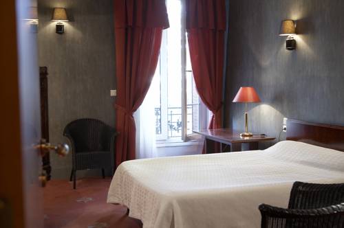 Imagen de la habitación del Hotel Hôtel Terminus, Cahors. Foto 4