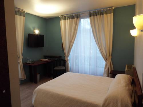 Imagen de la habitación del Hotel Hôtel Terminus, Cahors. Foto 13