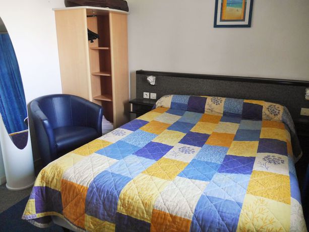 Imagen de la habitación del Hotel H&ocirc;tel Terminus, Saint Malo. Foto 2
