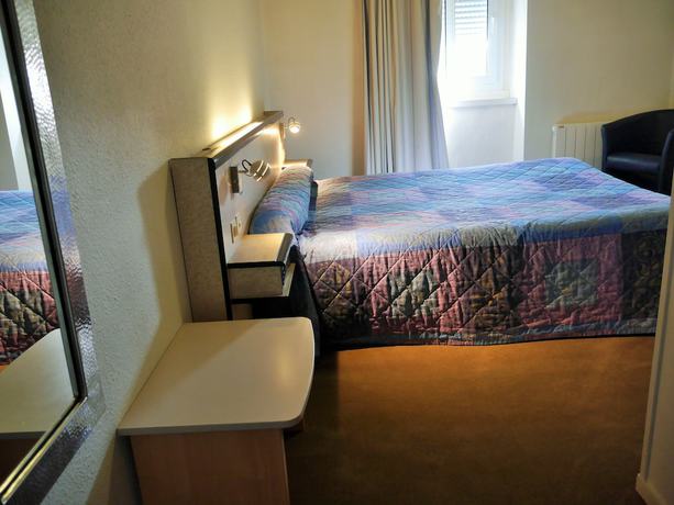 Imagen de la habitación del Hotel H&ocirc;tel Terminus, Saint Malo. Foto 3