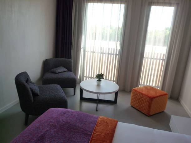 Imagen de la habitación del Hotel H&ocirc;tel Thierry DRAPEAU. Foto 5