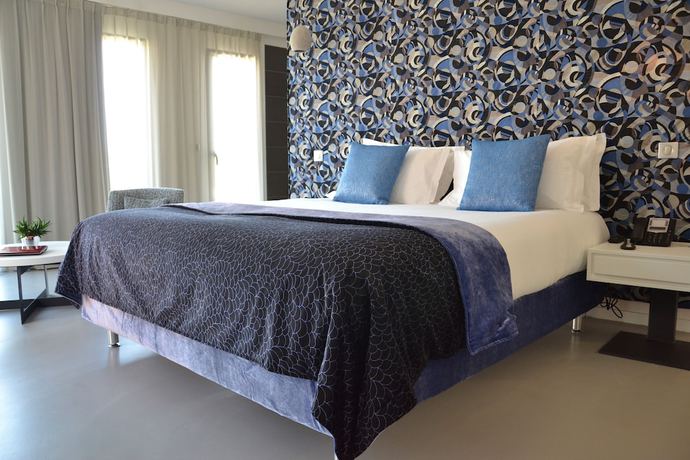 Imagen de la habitación del Hotel H&ocirc;tel Thierry DRAPEAU. Foto 13