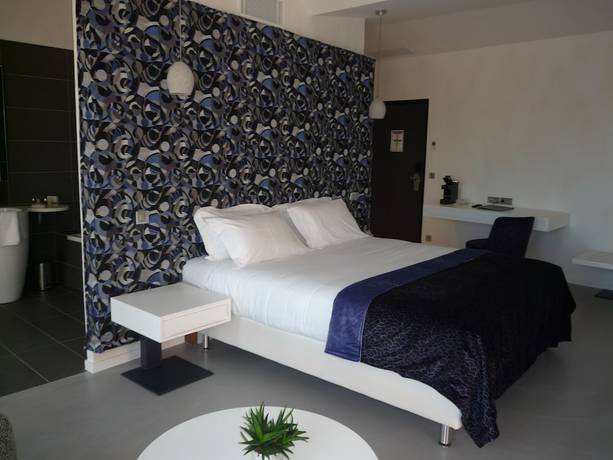 Imagen de la habitación del Hotel H&ocirc;tel Thierry DRAPEAU. Foto 14
