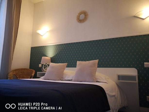 Imagen de la habitación del Hotel H&ocirc;tel Trianon, Tours. Foto 7