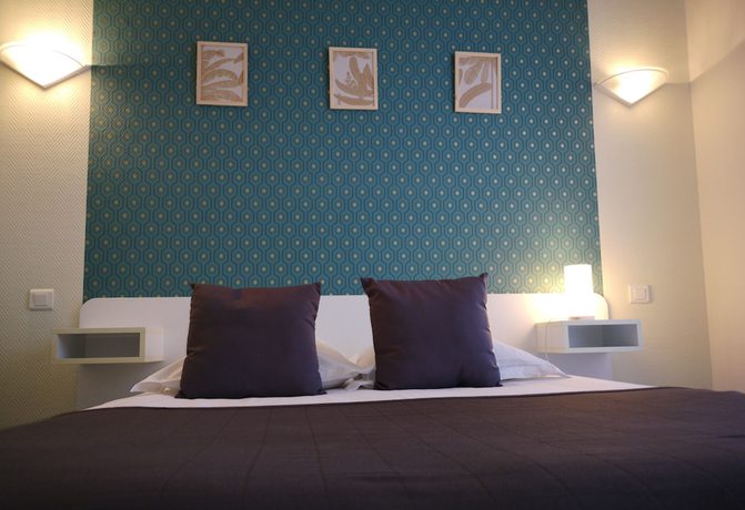 Imagen de la habitación del Hotel H&ocirc;tel Trianon, Tours. Foto 9