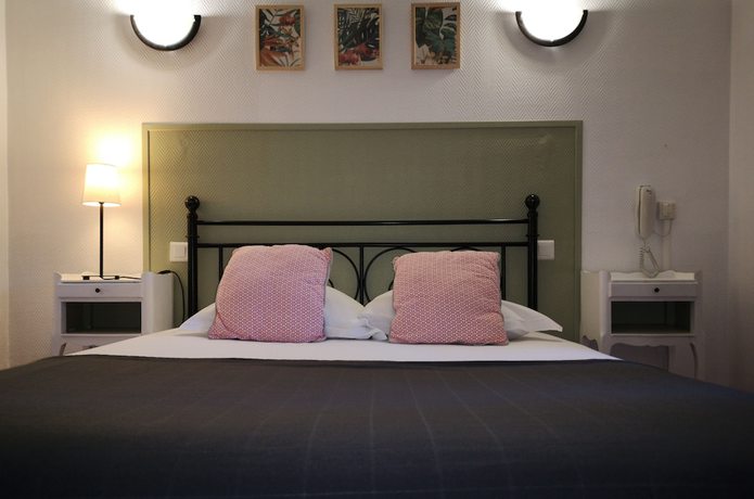 Imagen de la habitación del Hotel H&ocirc;tel Trianon, Tours. Foto 10