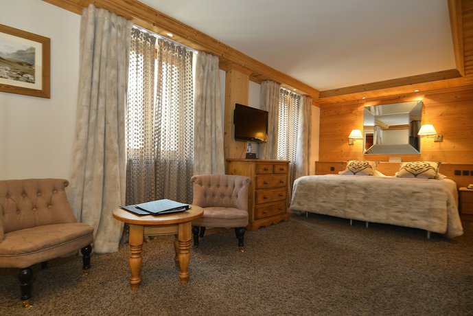 Imagen de la habitación del Hotel H&ocirc;tel Tsanteleina. Foto 10