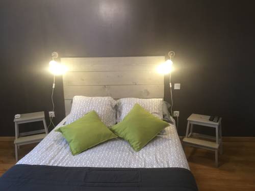 Imagen de la habitación del Hotel H&ocirc;tel U Passa Tempu. Foto 7