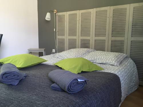 Imagen de la habitación del Hotel H&ocirc;tel U Passa Tempu. Foto 11