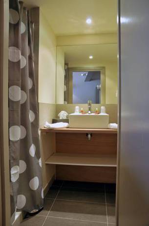 Imagen de la habitación del Hotel H&ocirc;tel Val D'este. Foto 4