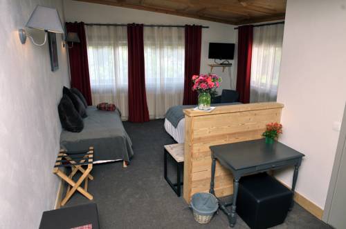 Imagen de la habitación del Hotel H&ocirc;tel Val D'este. Foto 10