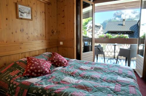 Imagen de la habitación del Hotel H&ocirc;tel Val D'este. Foto 16