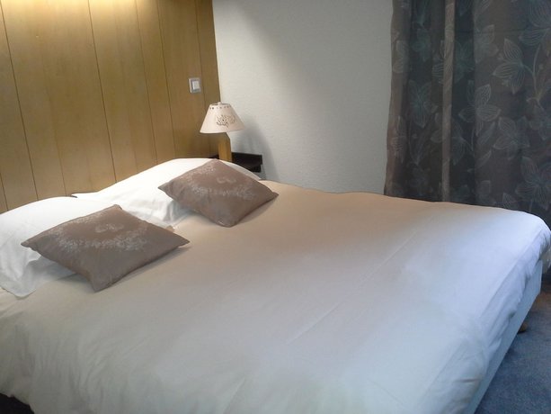 Imagen de la habitación del Hotel Hôtel Val Joly. Foto 10