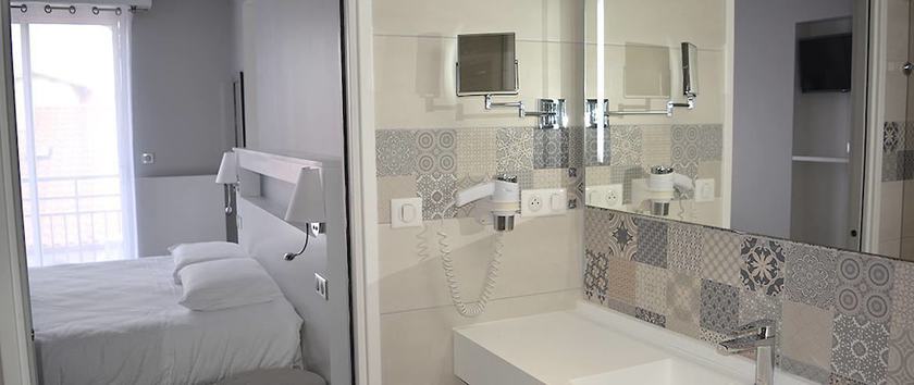 Imagen de la habitación del Hotel Hôtel Valencia. Foto 18