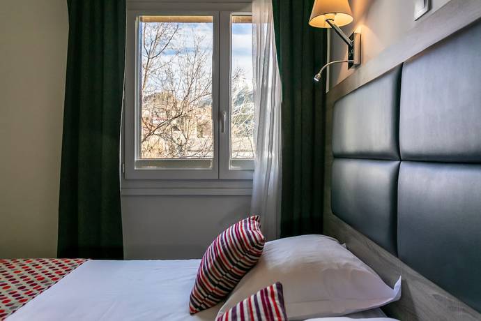 Imagen de la habitación del Hotel H&ocirc;tel Vauban Brian&ccedil;on. Foto 7