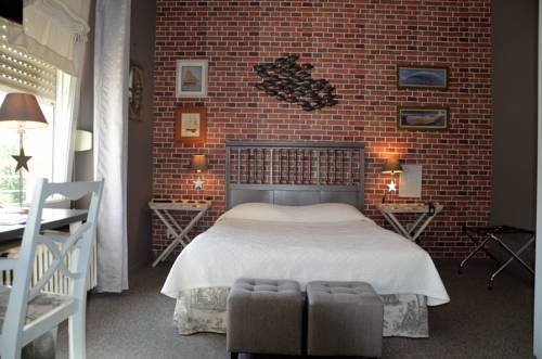 Imagen de la habitación del Hotel H&ocirc;tel Vauban. Foto 5