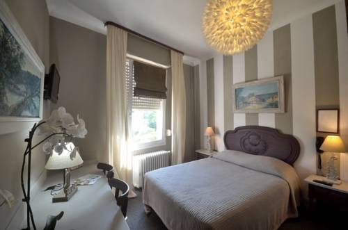 Imagen de la habitación del Hotel H&ocirc;tel Vauban. Foto 7