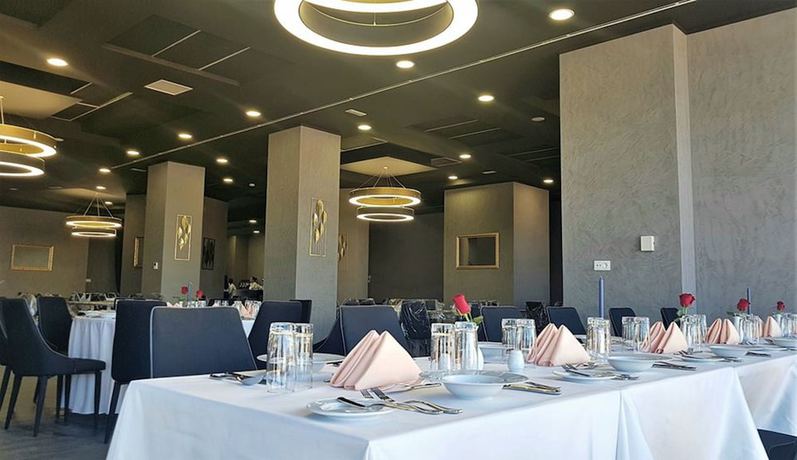 Imagen del bar/restaurante del Hotel H&ocirc;tel Vent-Dome Khaled. Foto 3