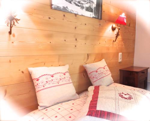 Imagen de la habitación del Hotel H&ocirc;tel Viallet. Foto 4