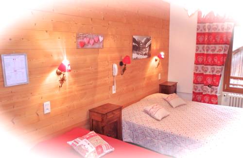 Imagen de la habitación del Hotel H&ocirc;tel Viallet. Foto 7