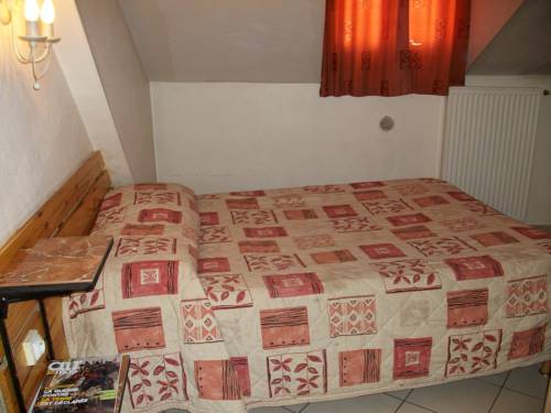 Imagen de la habitación del Hotel H&ocirc;tel Victor Hugo, Aubervilliers. Foto 2