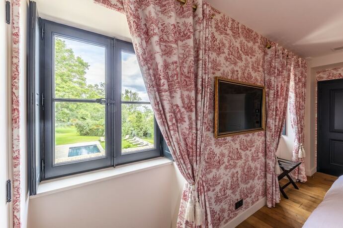 Imagen de la habitación del Hotel H&ocirc;tel Villa Alexandre. Foto 18