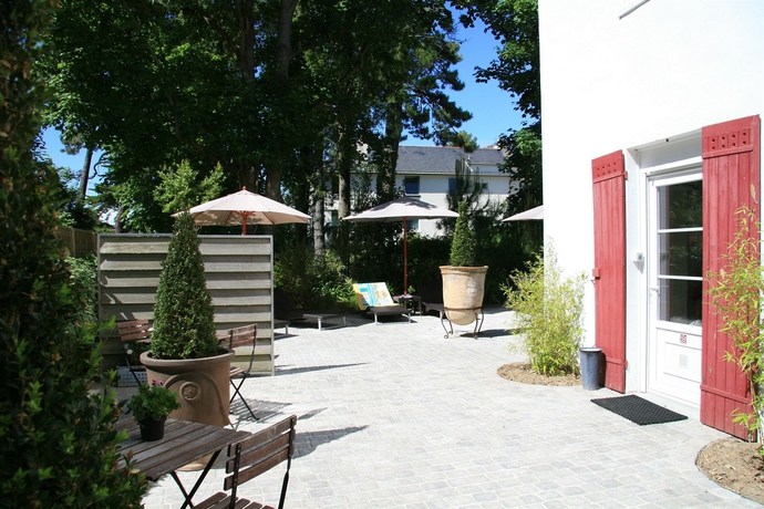 Imagen de los exteriores del Hotel H&ocirc;tel Villa Cap D'ail. Foto 11