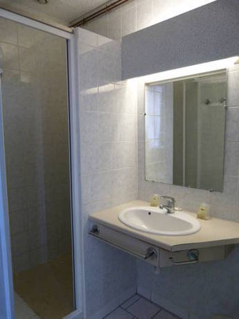 Imagen de la habitación del Hotel H&ocirc;tel - Villa Les Sir&egrave;nes. Foto 15