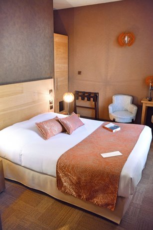 Imagen de la habitación del Hotel Hôtel Villa les Bains. Foto 5