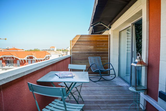 Imagen de la habitación del Hotel H&ocirc;tel Villa-Lamartine. Foto 8