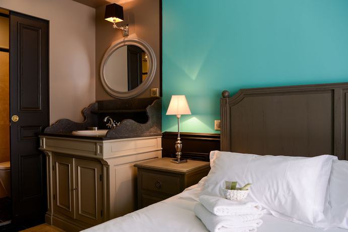 Imagen de la habitación del Hotel H&ocirc;tel Villa-Lamartine. Foto 9