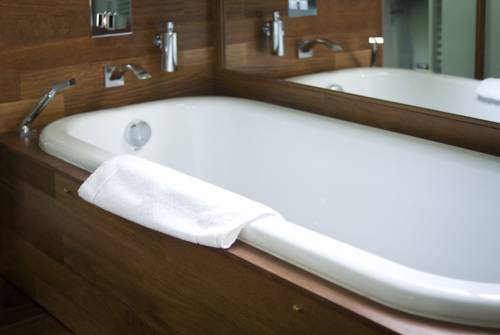 Imagen de la habitación del Hotel H&ocirc;tel Ville D'hiver. Foto 6