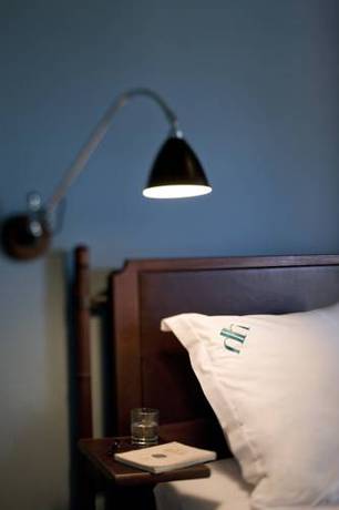 Imagen de la habitación del Hotel H&ocirc;tel Ville D'hiver. Foto 14