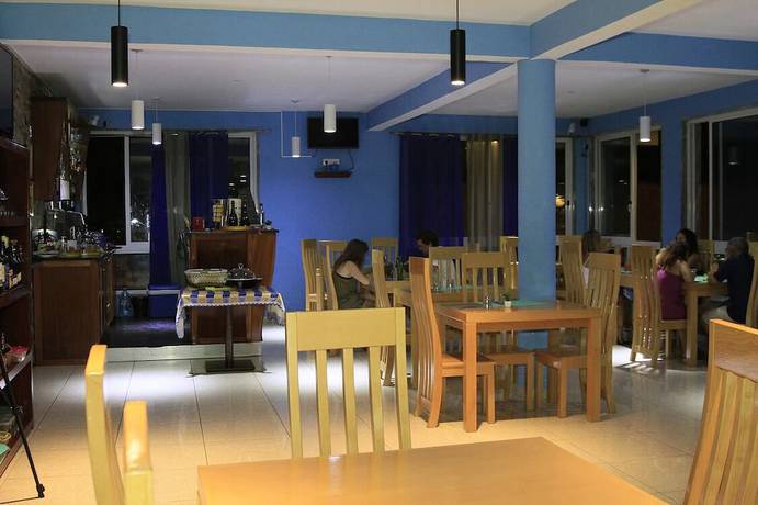 Imagen del bar/restaurante del Hotel H&ocirc;tel Vista Mar Tarrafal. Foto 7