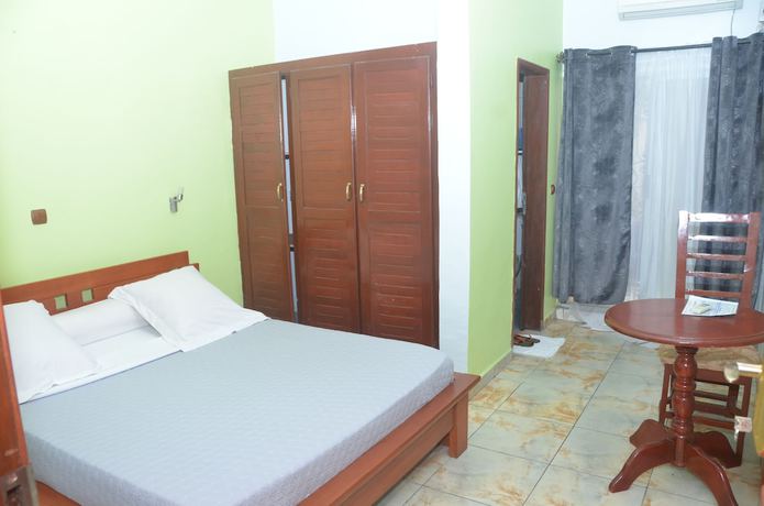 Imagen de la habitación del Hotel H&ocirc;tel - Y. Foto 14