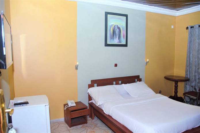 Imagen de la habitación del Hotel H&ocirc;tel - Y. Foto 15