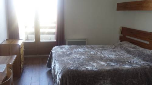 Imagen de la habitación del Hotel Hôtel Yaka. Foto 5