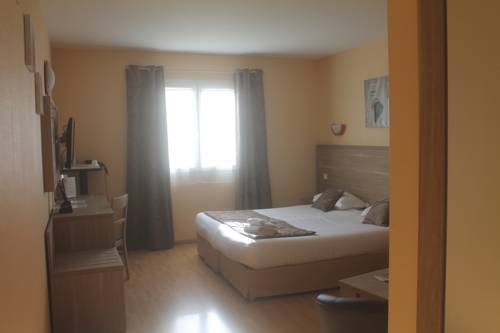 Imagen de la habitación del Hotel H&ocirc;tel & Spa La Closerie. Foto 7