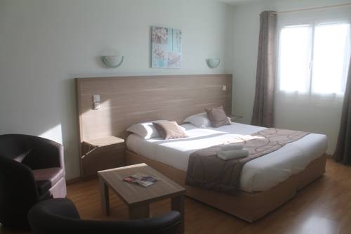 Imagen de la habitación del Hotel H&ocirc;tel & Spa La Closerie. Foto 10