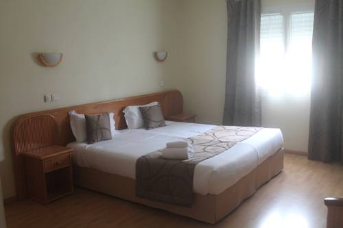 Imagen de la habitación del Hotel H&ocirc;tel & Spa La Closerie. Foto 12