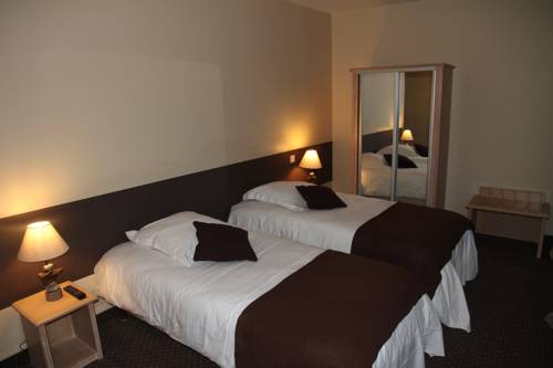Imagen de la habitación del Hotel H&ocirc;tel & Spa Le Petit Castel Beuzeville-honfleur. Foto 11