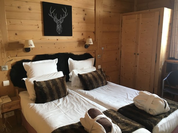 Imagen de la habitación del Hotel H&ocirc;tel and Chalets Le Samovar. Foto 5
