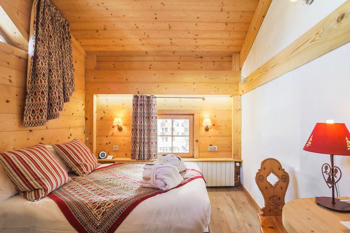 Imagen de la habitación del Hotel H&ocirc;tel and Chalets Le Samovar. Foto 9
