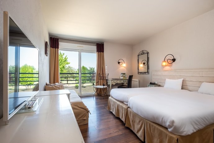 Imagen de la habitación del Hotel H&ocirc;tel and Restaurant L\'Ermitage. Foto 14