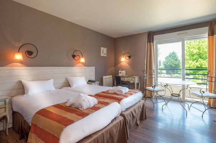 Imagen de la habitación del Hotel H&ocirc;tel and Restaurant L\'Ermitage. Foto 18