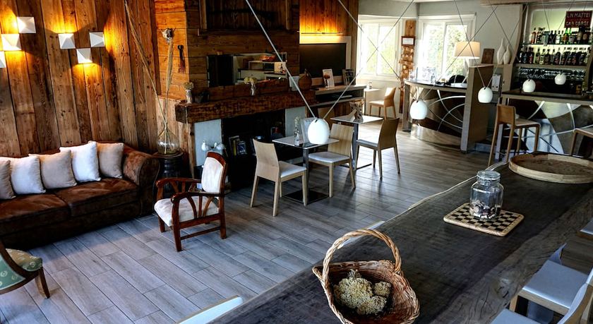 Imagen de los interiores del Hotel H&ocirc;tel and Restaurant Les Mouettes. Foto 20