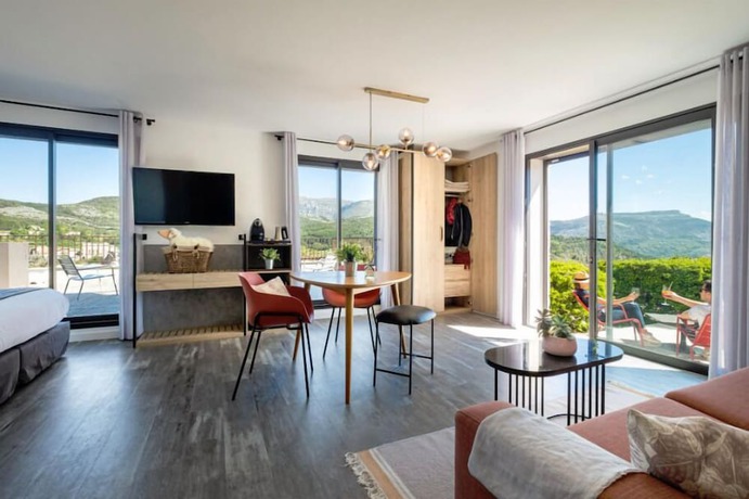 Imagen de la habitación del Hotel H&ocirc;tel and Spa des Gorges du Verdon. Foto 8