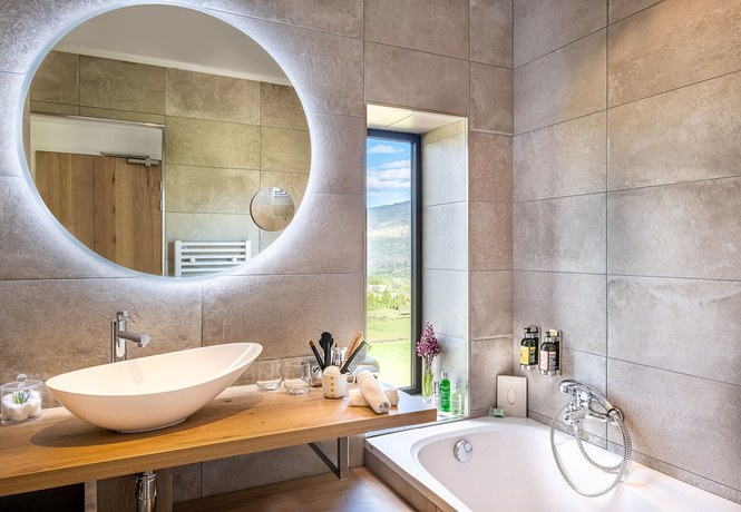 Imagen de la habitación del Hotel H&ocirc;tel and Spa des Gorges du Verdon. Foto 13