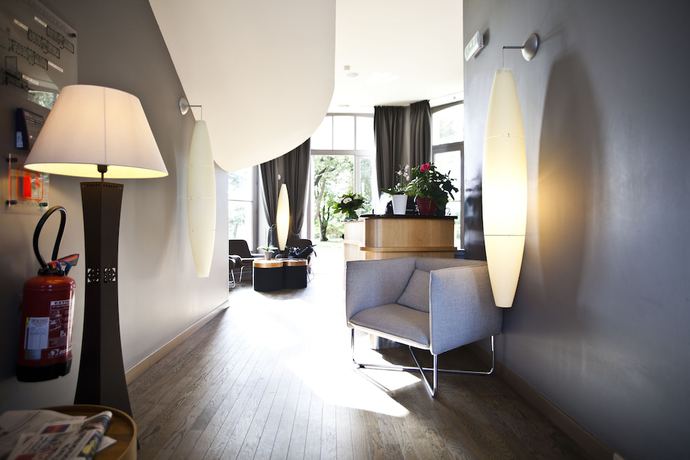 Imagen de los interiores del Hotel Hôtel and Spa du Château. Foto 19