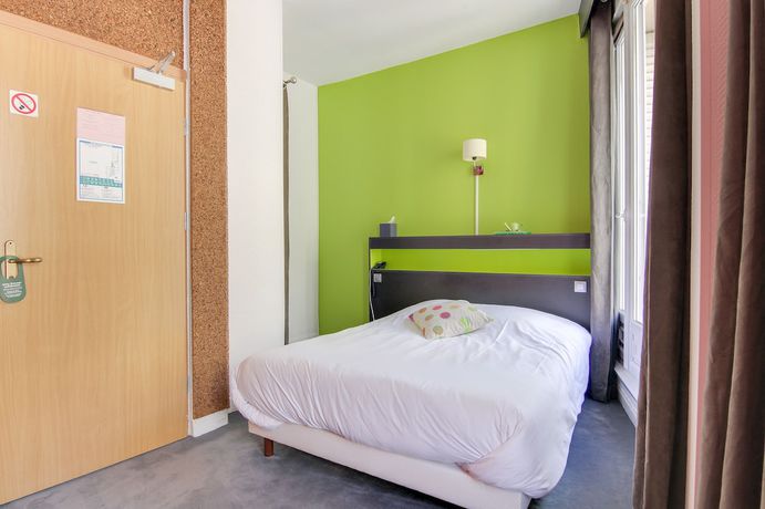 Imagen de la habitación del Hotel H&ocirc;tel d\'Angleterre, Versalles. Foto 2